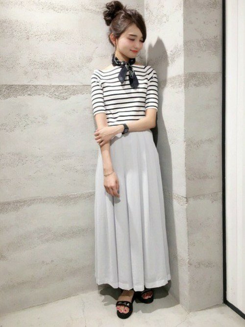 黒バンダナ×ボーダートップスコーデ