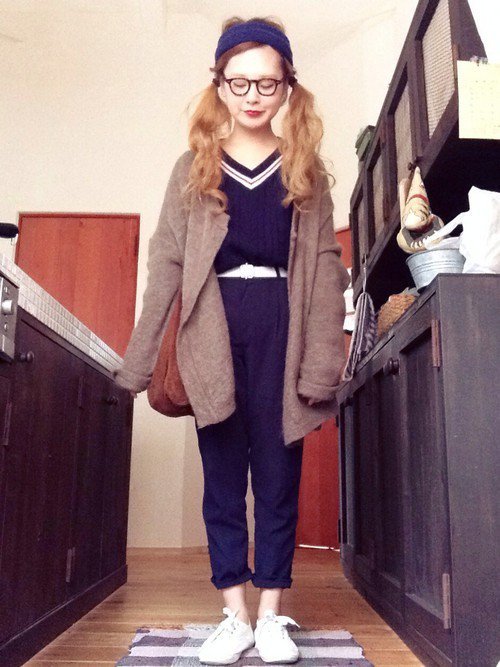 ツインテールが似合う制服ルックなコーデ