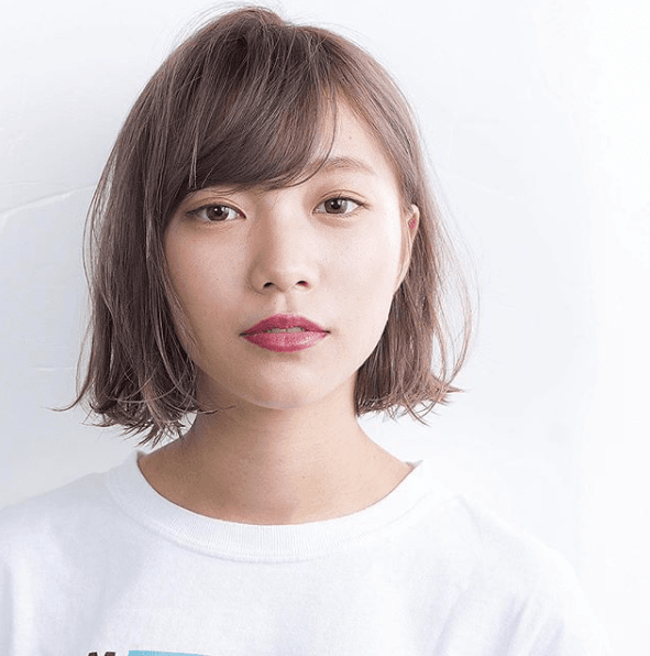 今流行りの髪型は 長さ別 トレンドのヘアスタイルにチェンジ