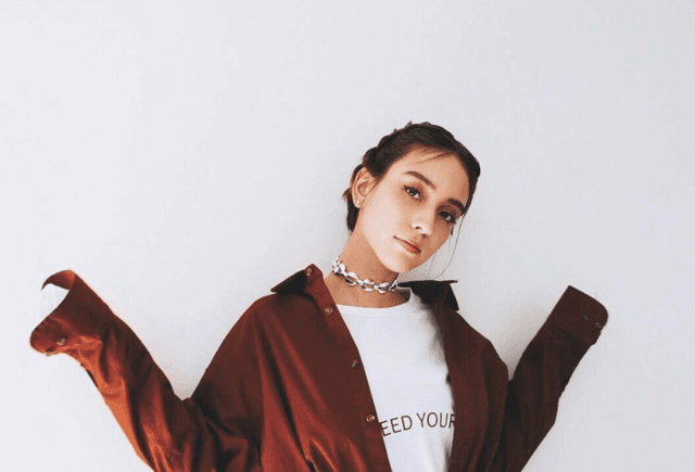 滝沢カレンさんの私服は必見 おしゃれな抜け感コーデの作り方